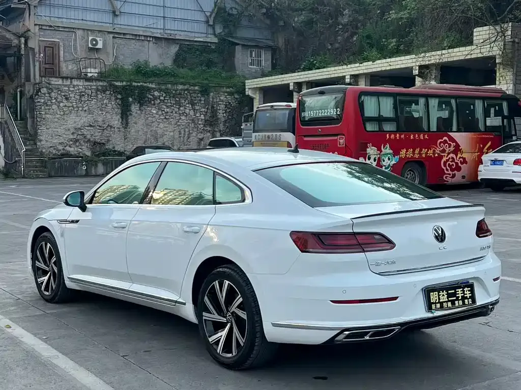 Volkswagen CC 2022 из CN, фото 4