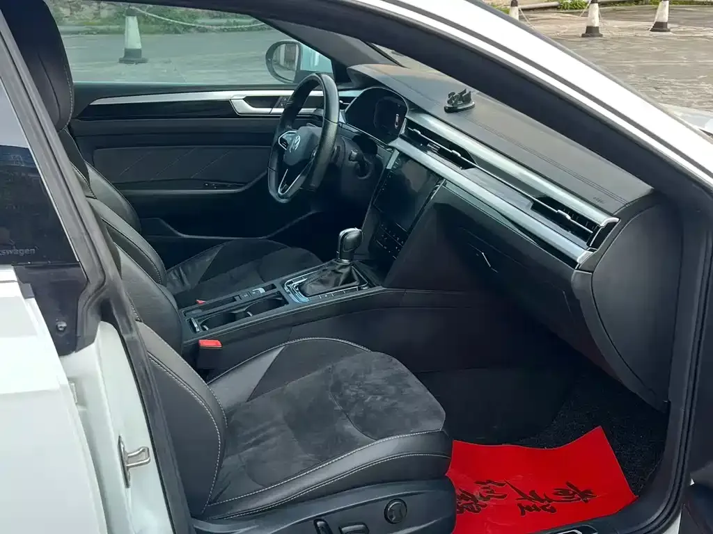 Volkswagen CC 2022 из CN, фото 3