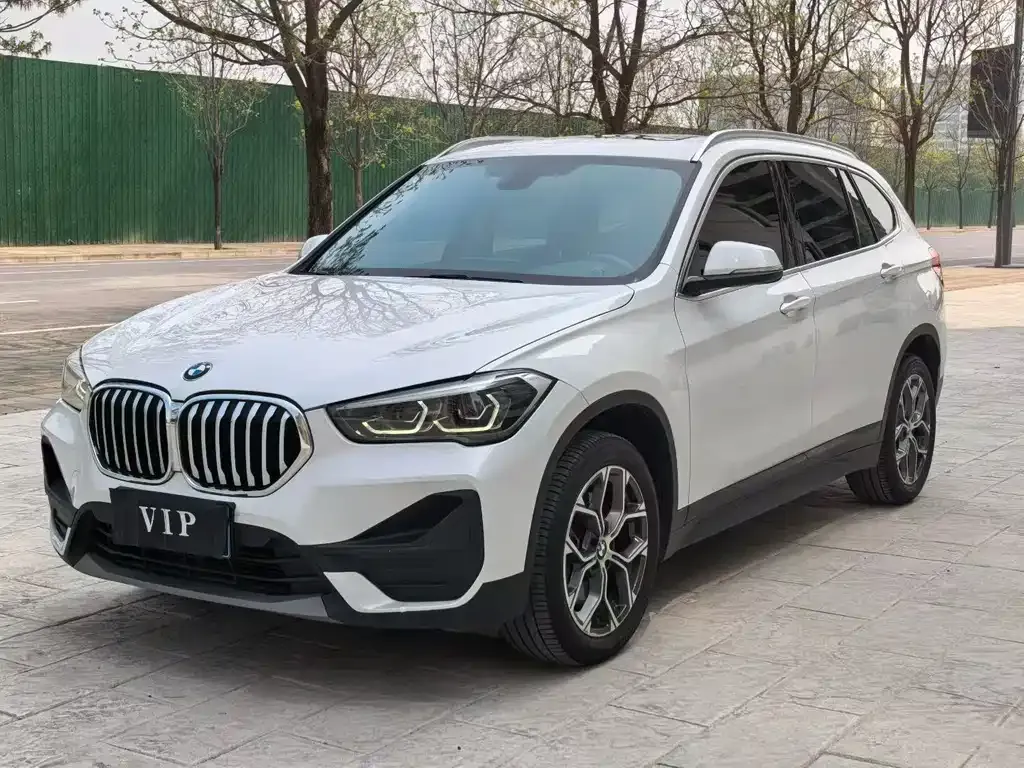 BMW X1 — фото 6