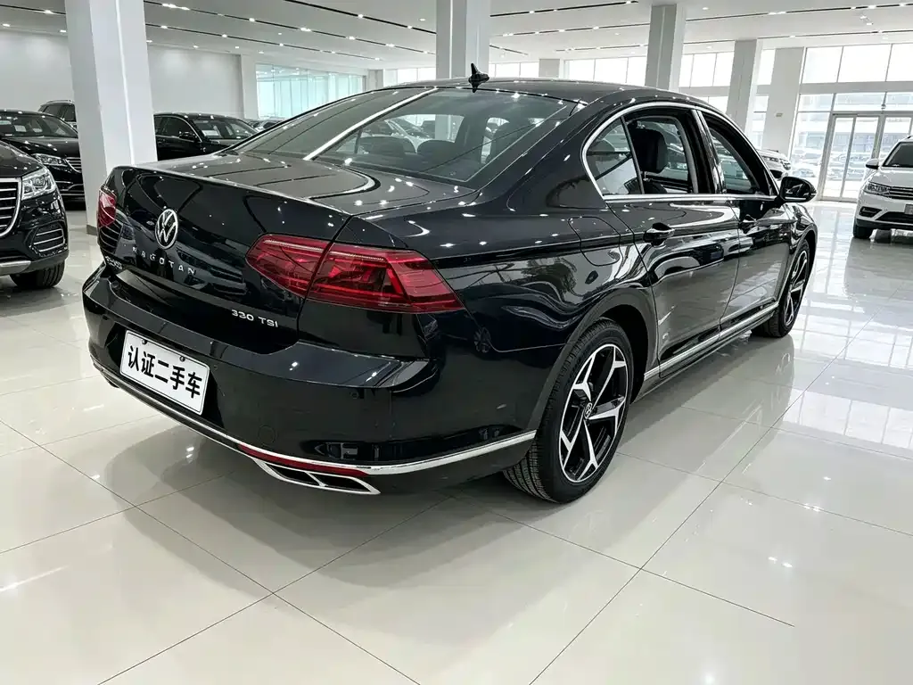 Volkswagen Magotan 2023 из CN, фото 8