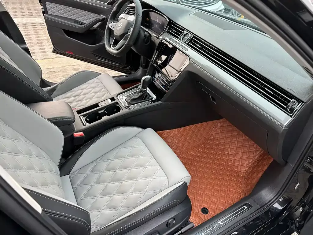 Volkswagen Magotan 2023 из CN, фото 10