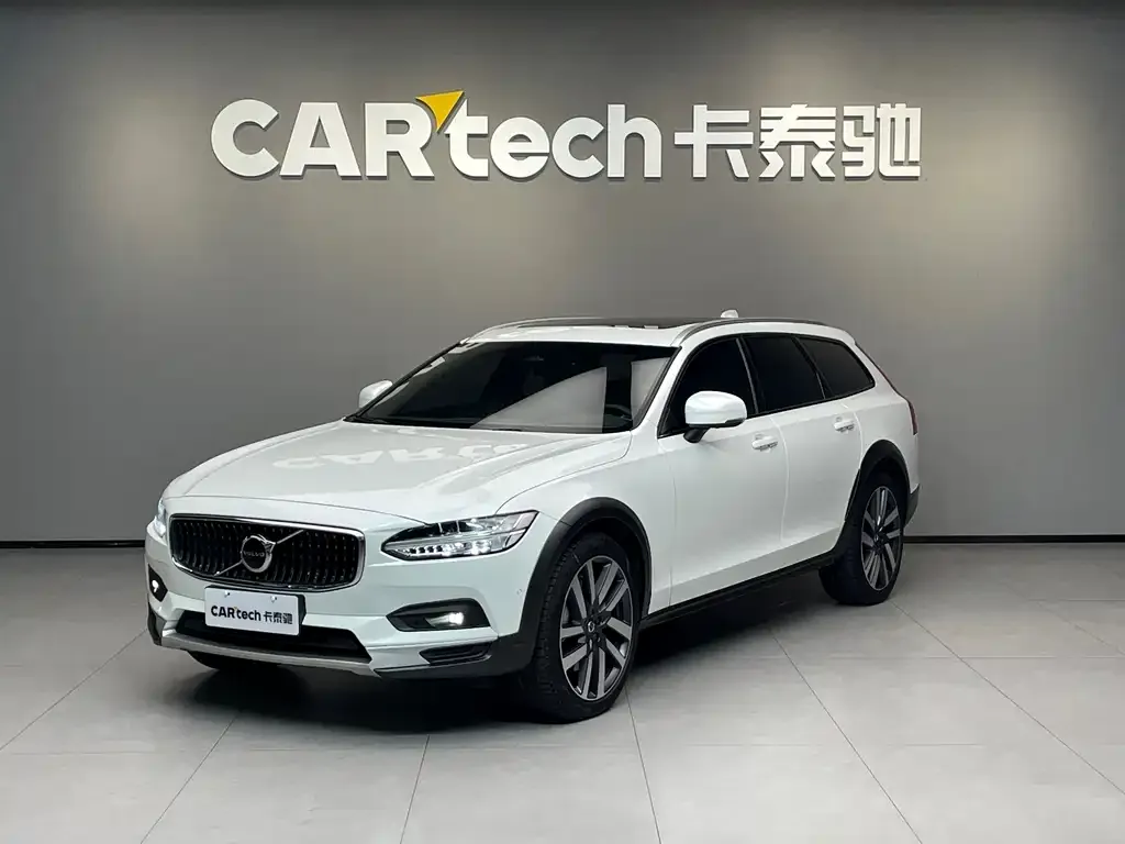 Volvo V90 — фото 1
