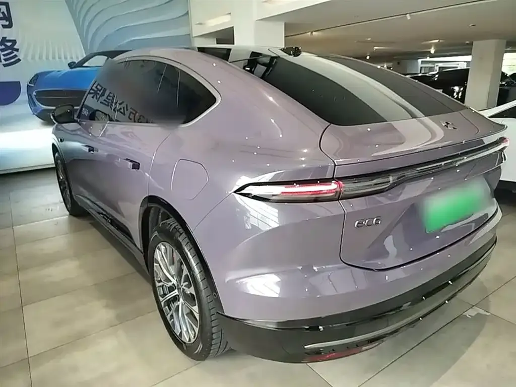 NIO EC6 — фото 9