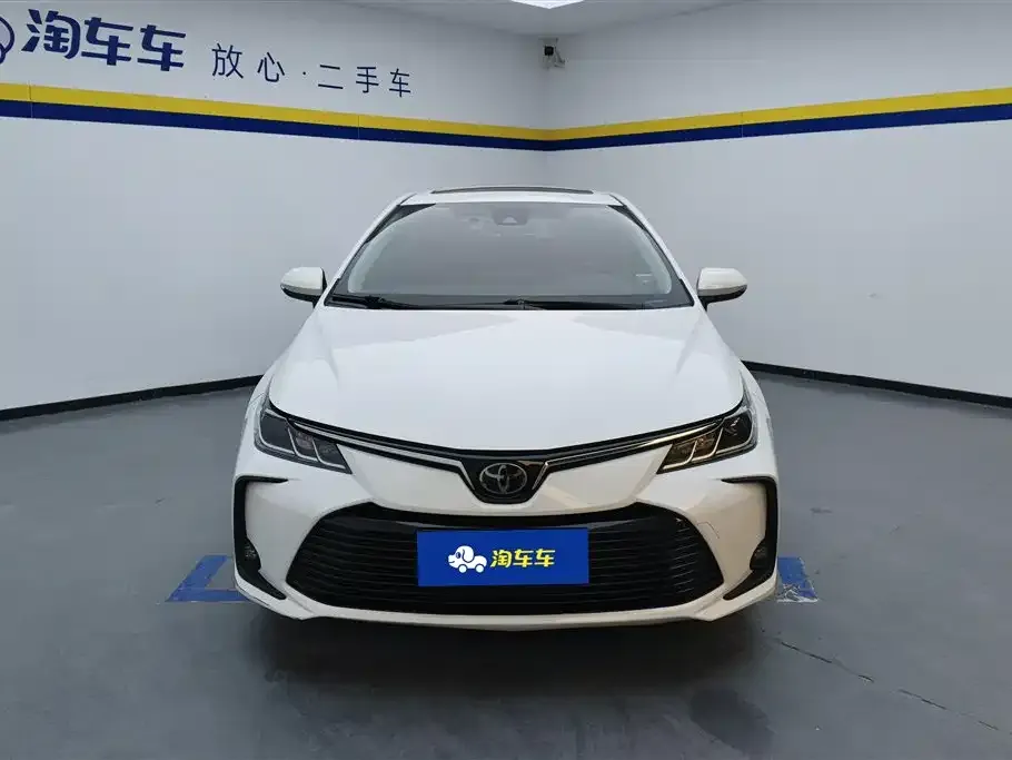 Toyota Corolla 2021 из CN, фото 2