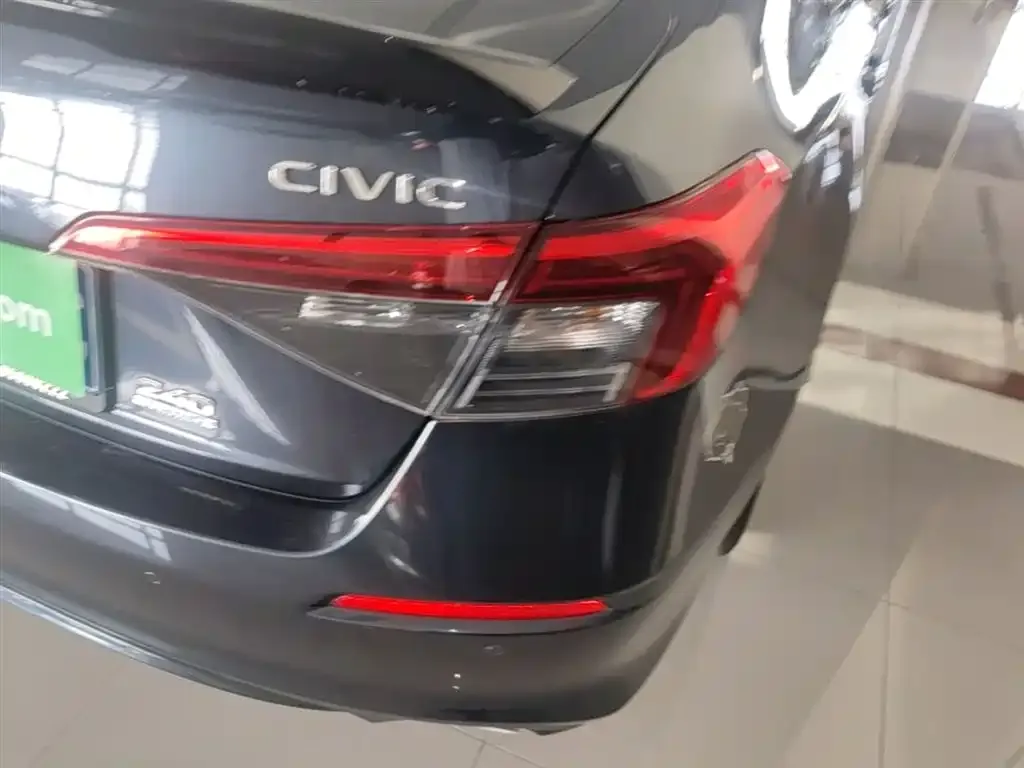 Honda Civic — фото 4