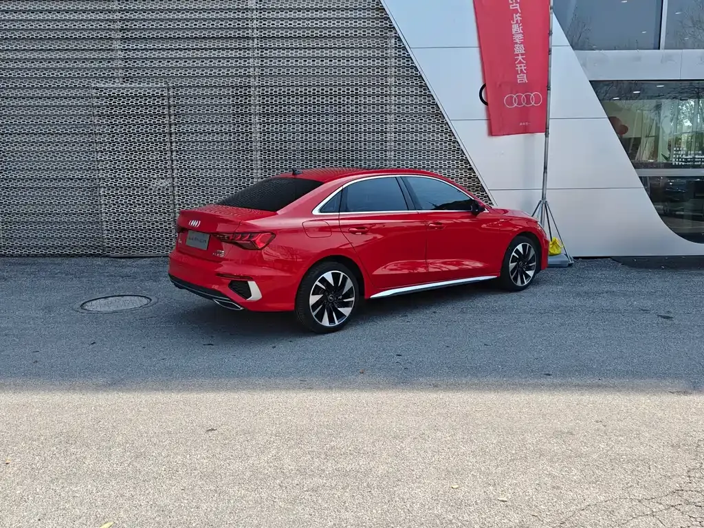 Audi A3 — фото 9