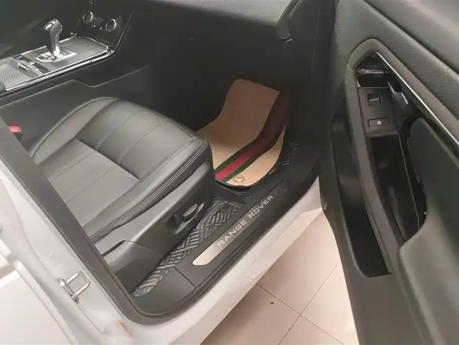 Land Rover Evoque — фото 2