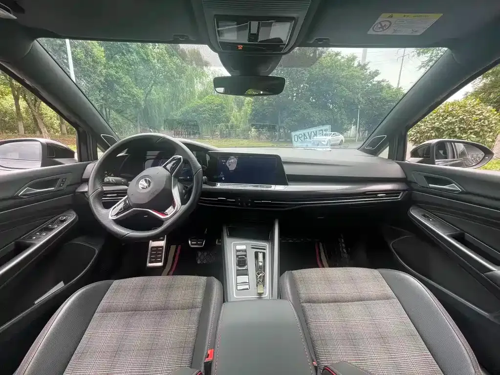 Volkswagen Golf GTI — фото 2