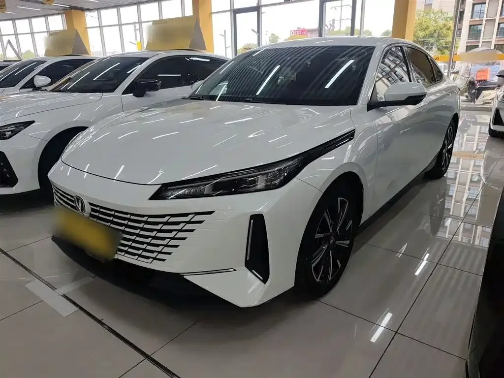 Changan Yida 2024 из CN, фото 5