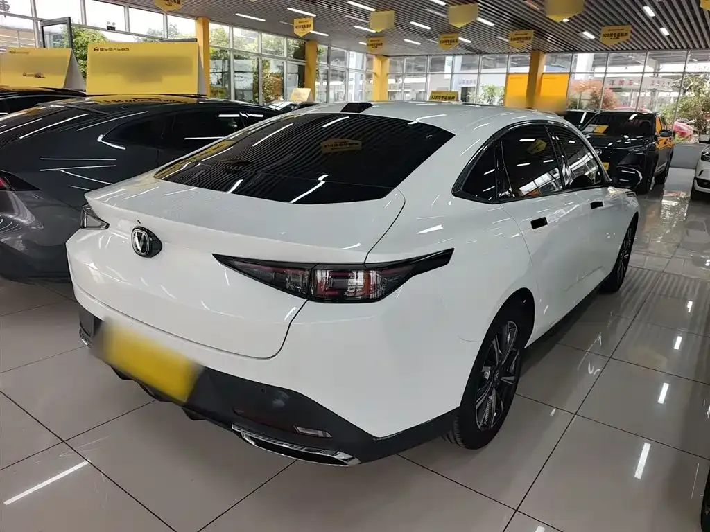 Changan Yida 2024 из CN, фото 9