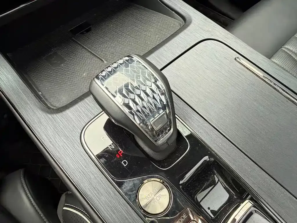 GAC Motor Trumpchi GS8 — фото 7