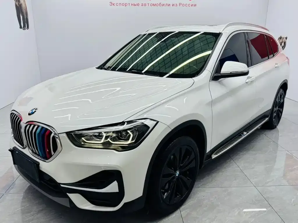BMW X1 — фото 1