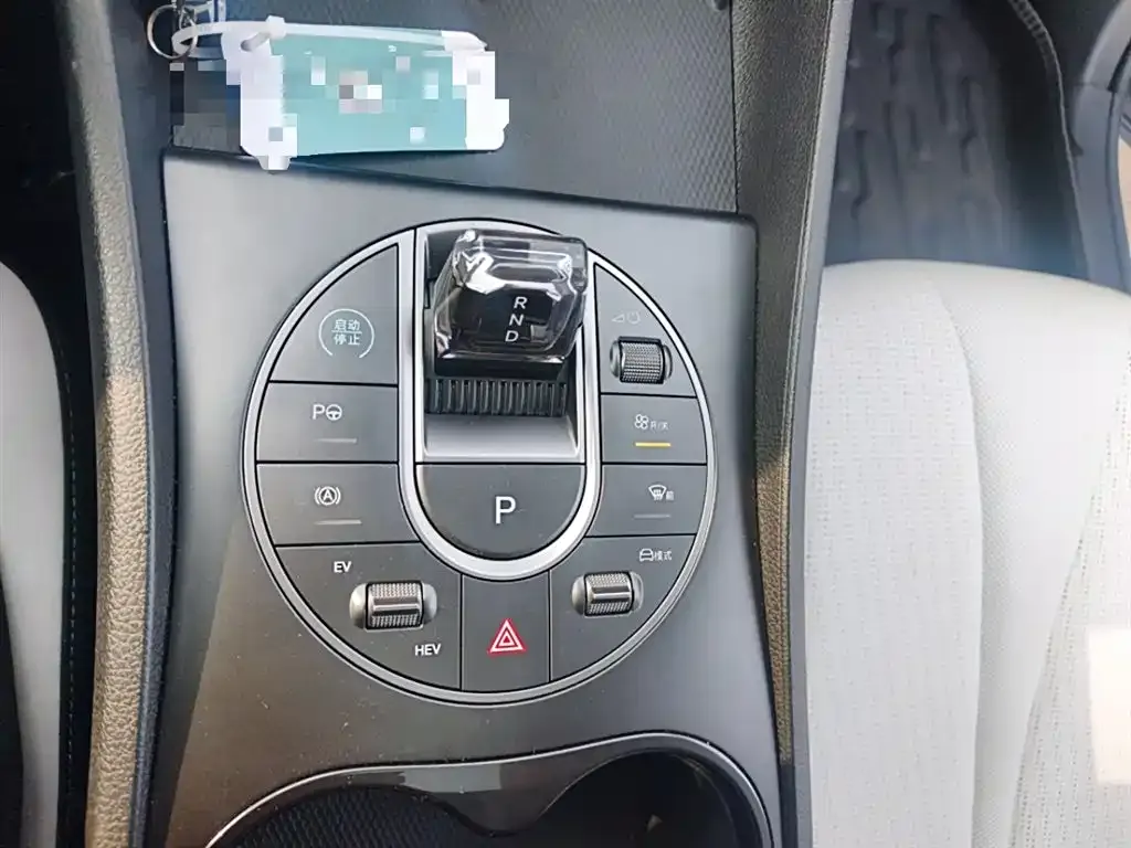 BYD Seal 05 DM-i 2025 из CN, фото 6
