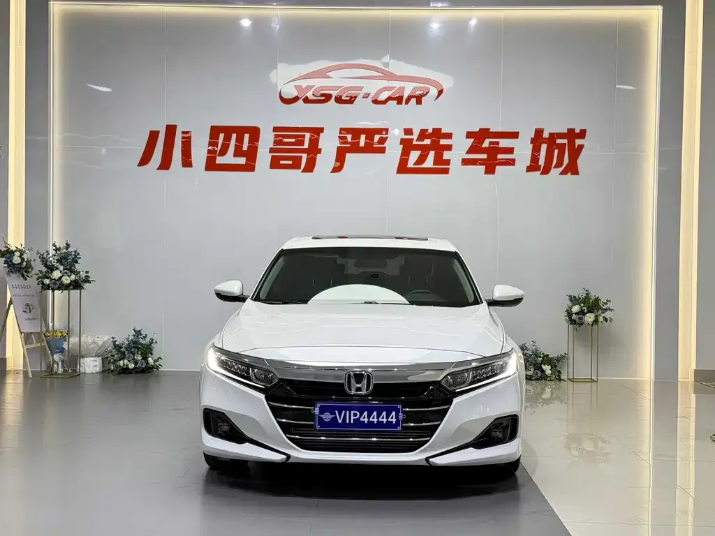 Honda Accord — фото 9