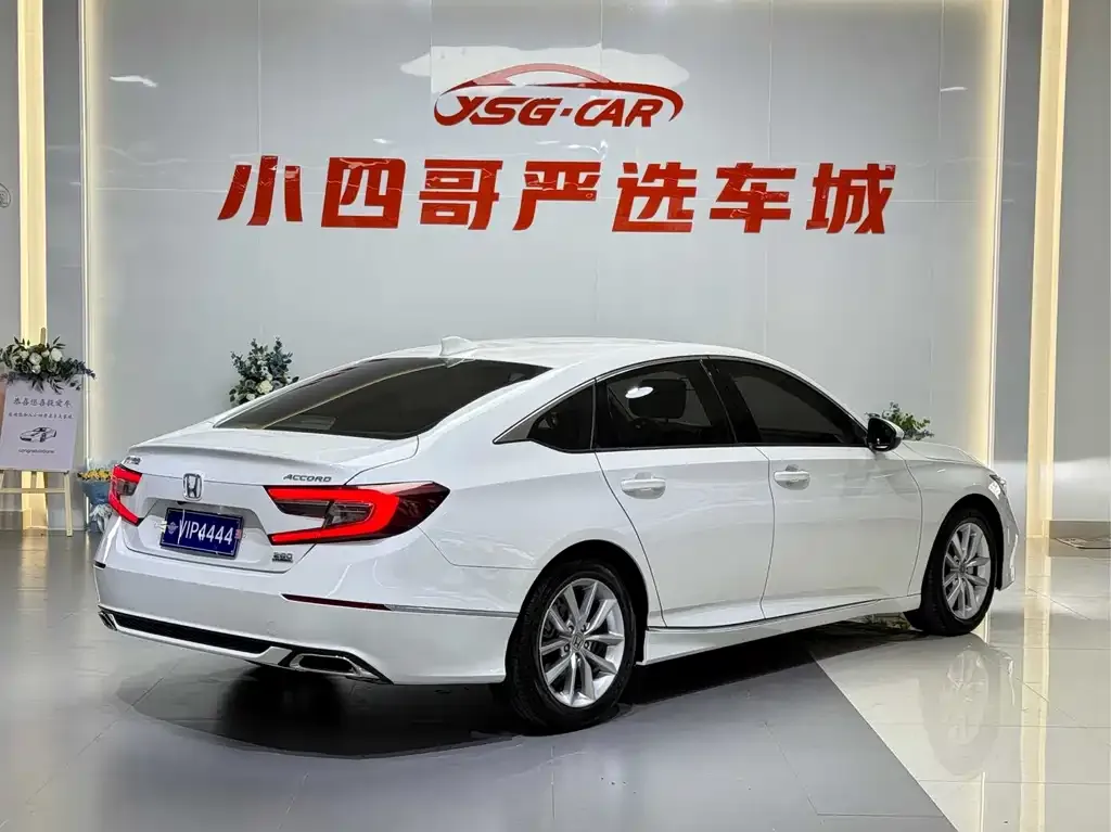 Honda Accord — фото 5
