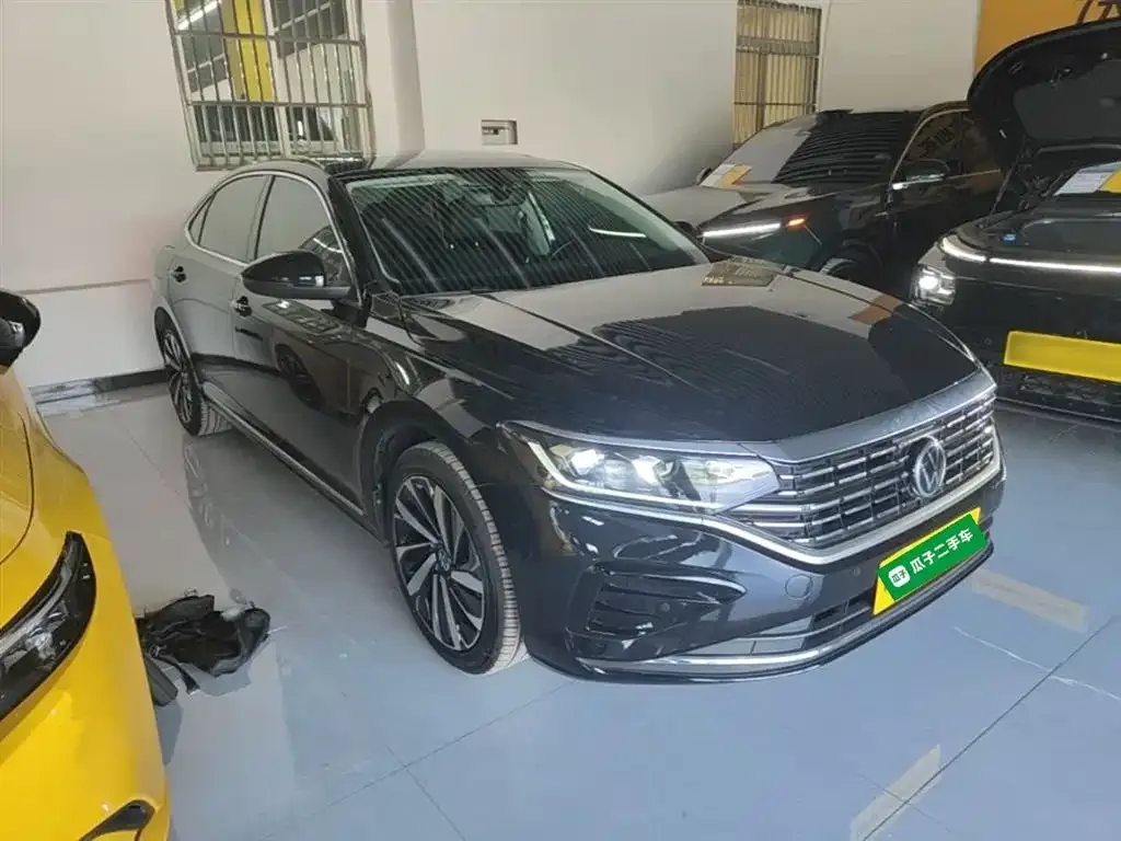 Volkswagen Passat — фото 7