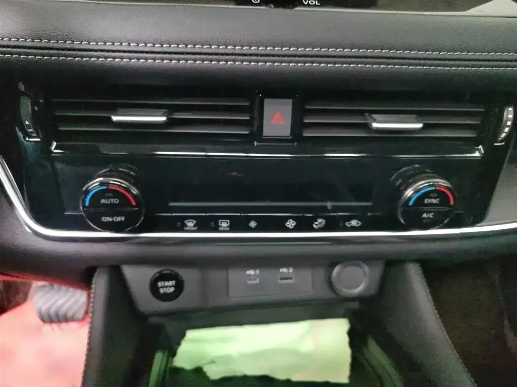 Nissan X-Trail 2024 из CN, фото 6