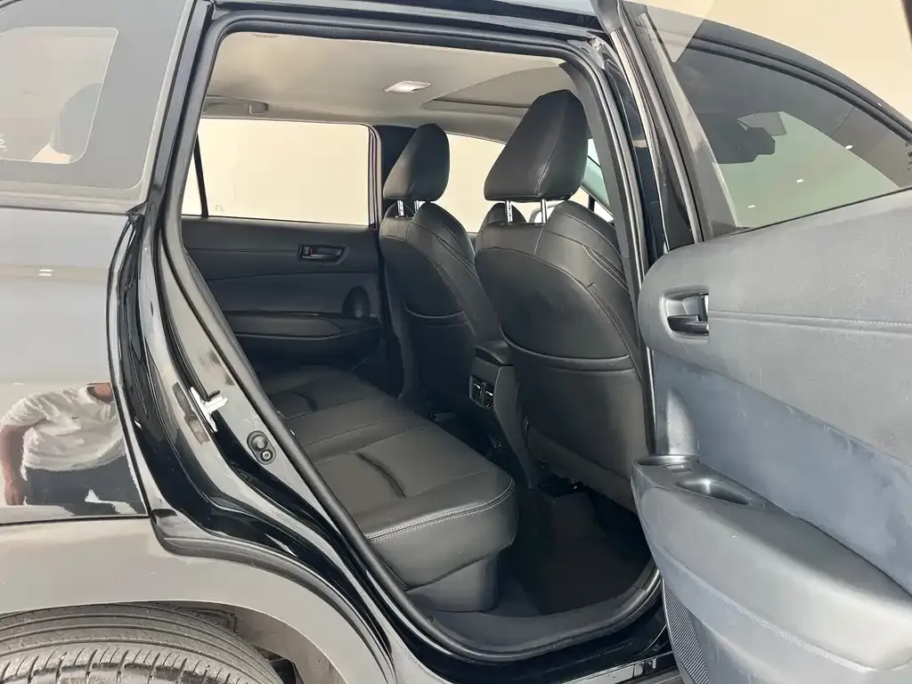 Toyota Frontlander 2024 из CN, фото 10