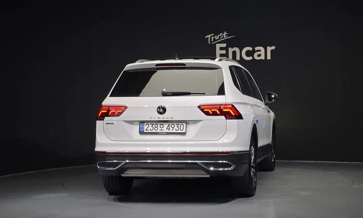 Volkswagen Tiguan — фото 2