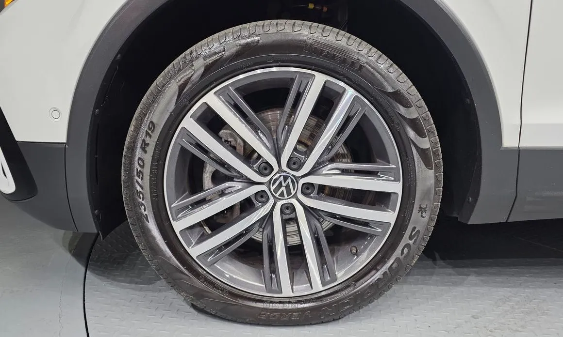 Volkswagen Tiguan — фото 7