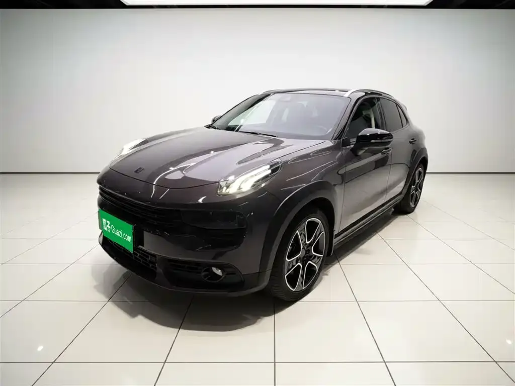 Lynk & Co 02
