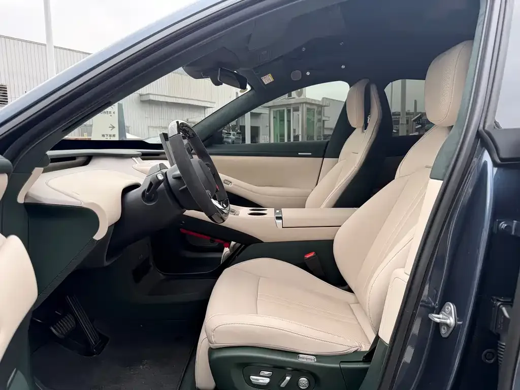 Xiaomi YU7 — фото 2