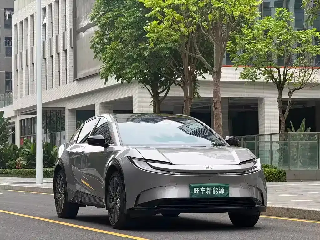 Toyota bZ5 2025 из CN, фото 6