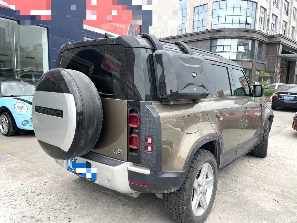 Land Rover Defender — фото 7