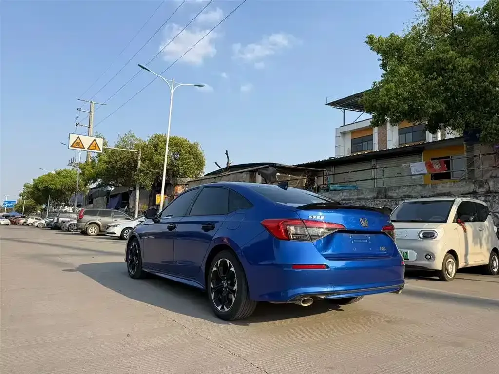 Honda Civic — фото 9