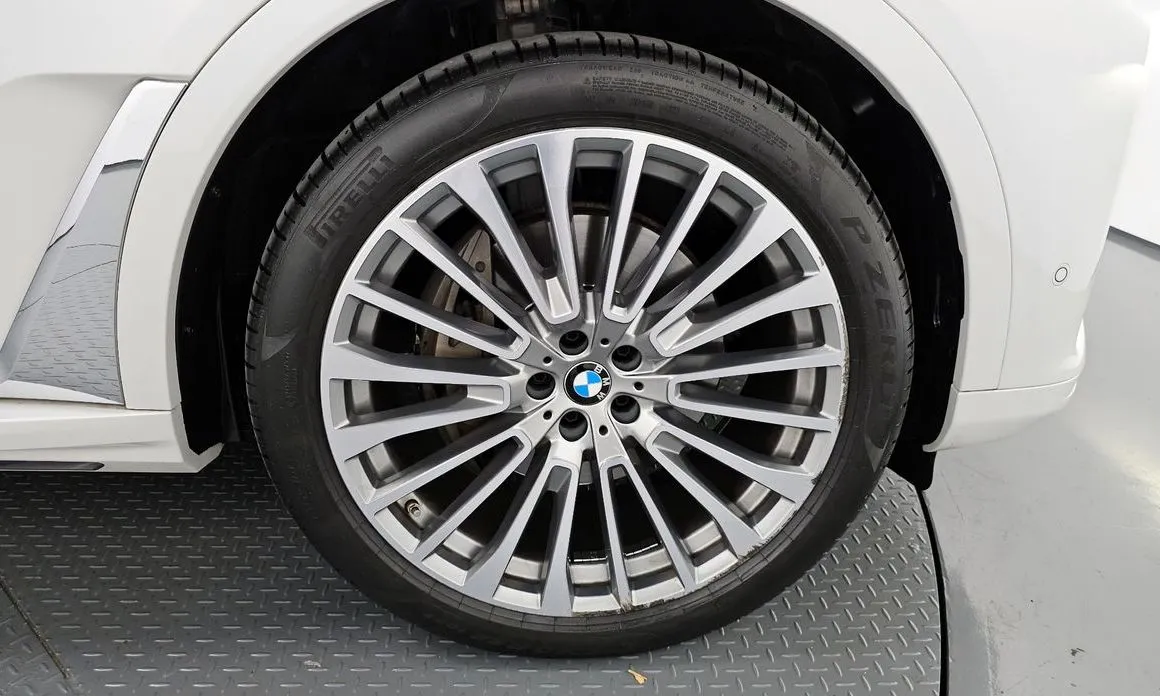 BMW X7 2021 из KR, фото 10
