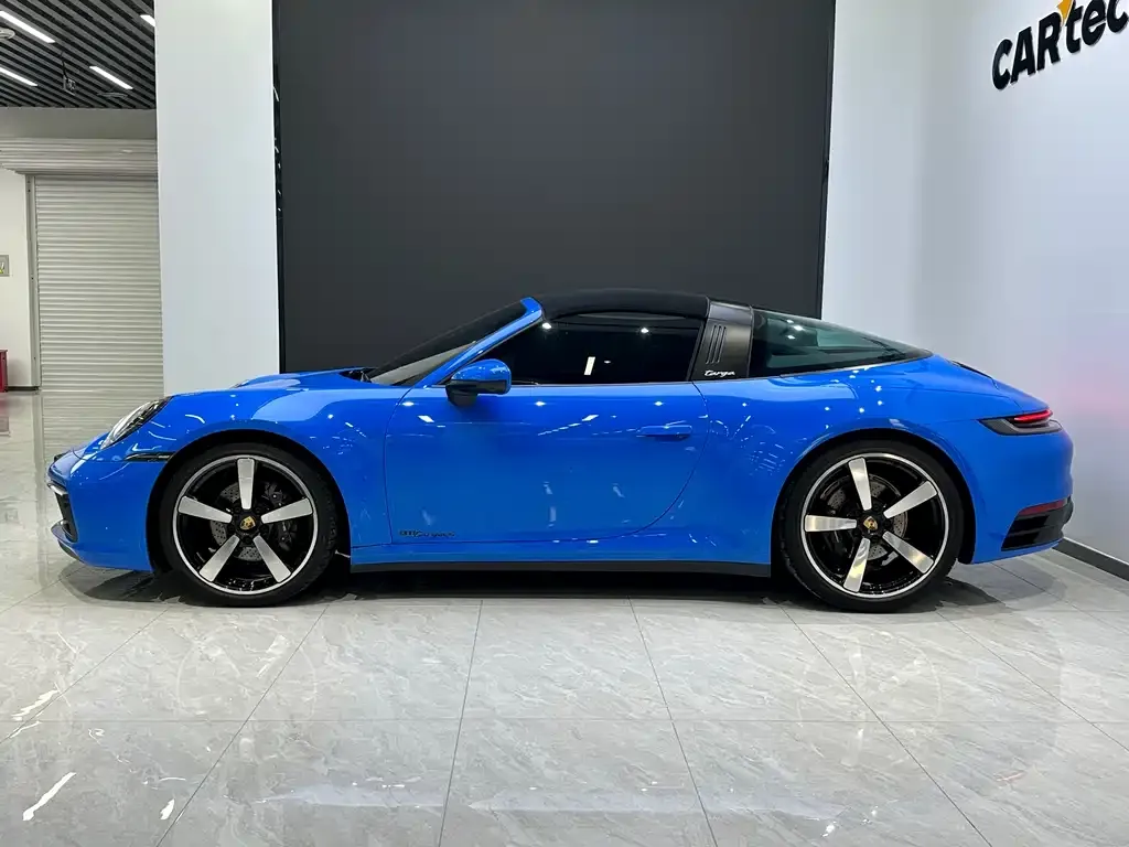 Porsche 911 2023 из CN, фото 4