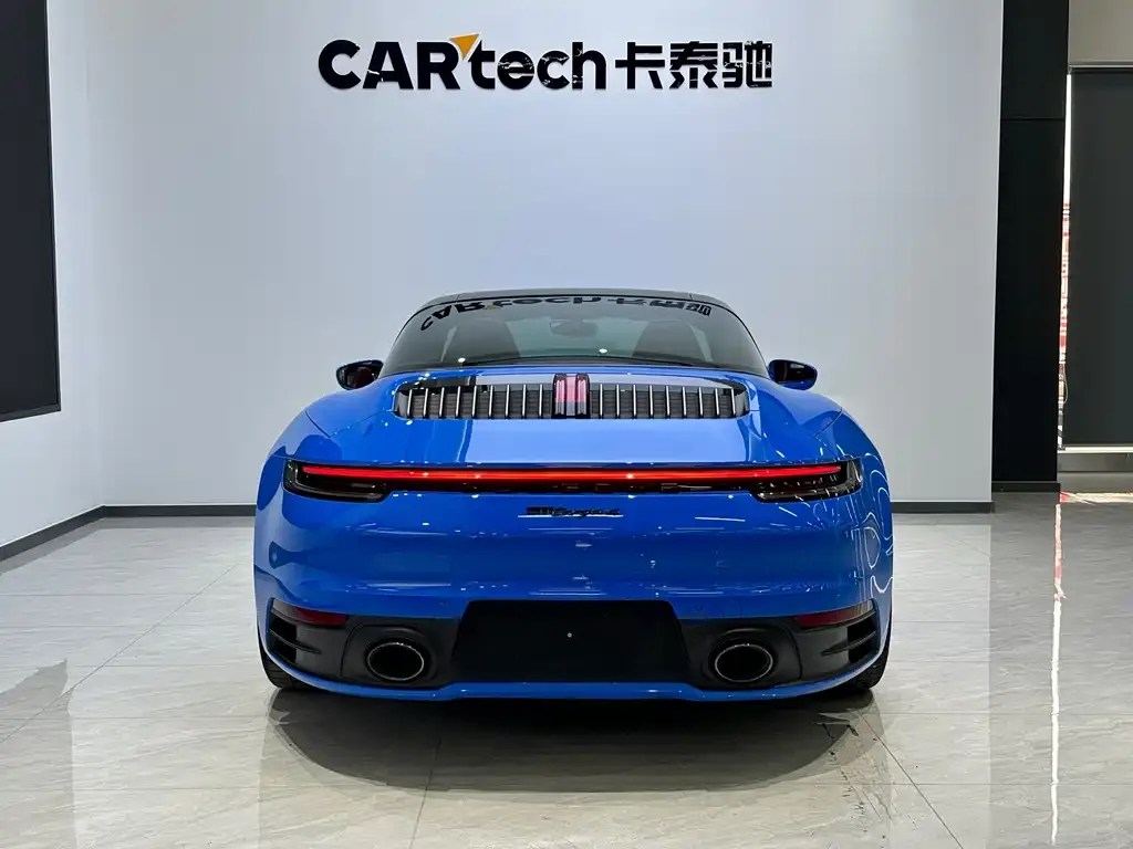Porsche 911 2023 из CN, фото 3