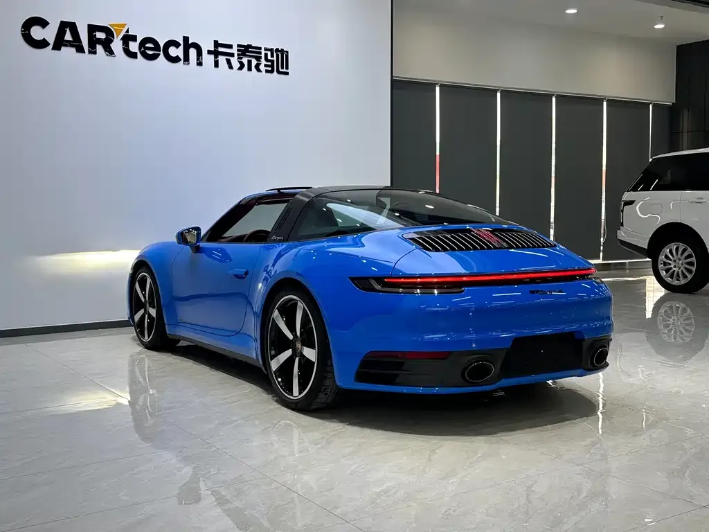 Porsche 911 2023 из CN, фото 6