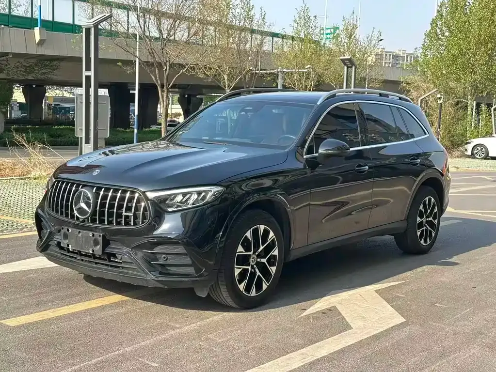 Mercedes-Benz GLC — фото 1