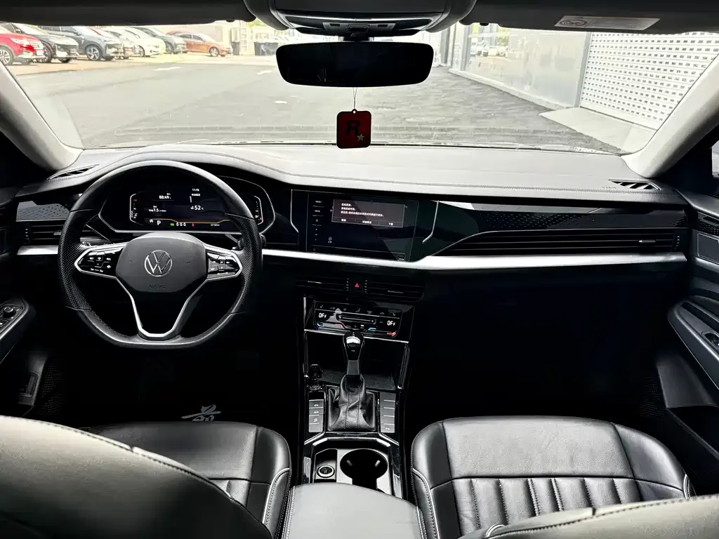 Volkswagen Passat — фото 5