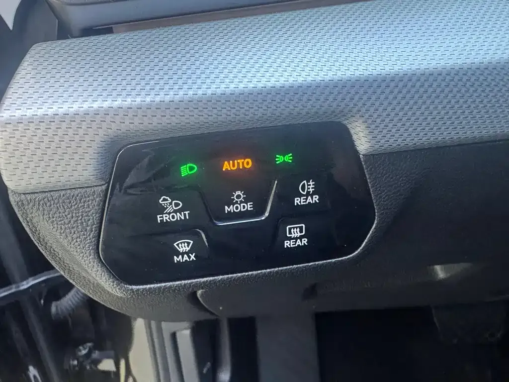 Volkswagen Lamando 2023 из CN, фото 7
