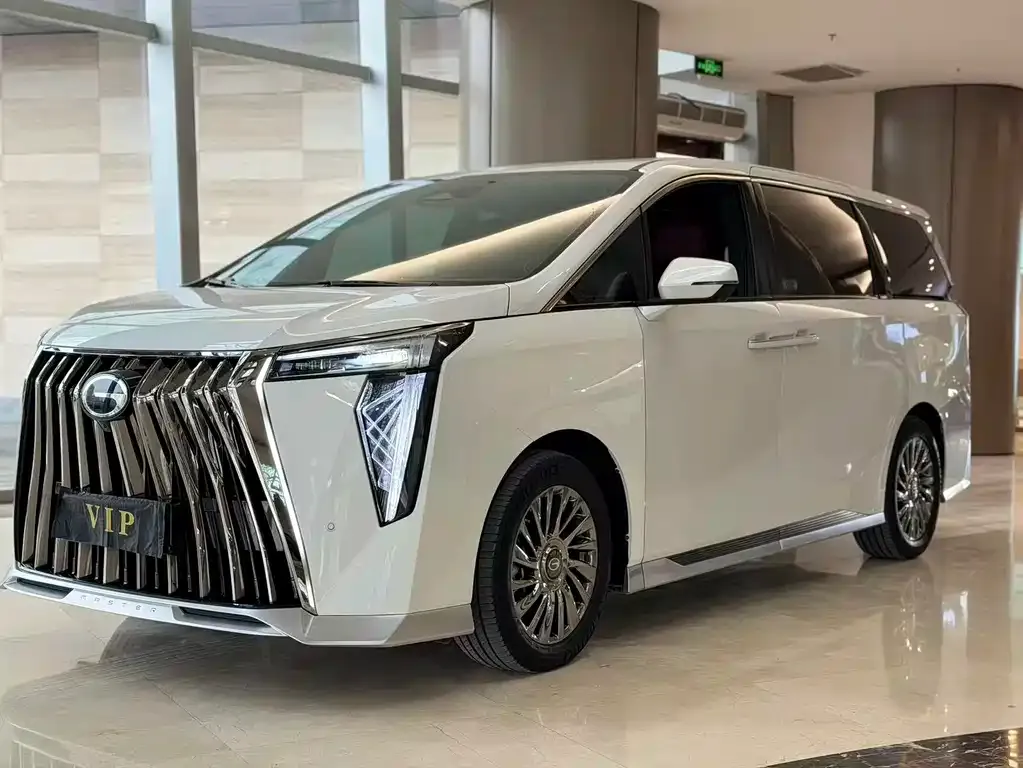 GAC Motor Trumpchi M8 — фото 1