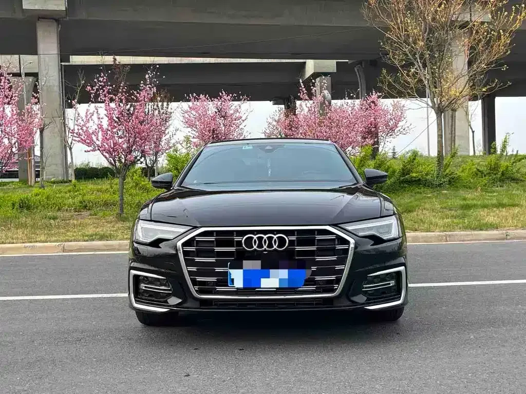 Audi A6L — фото 9