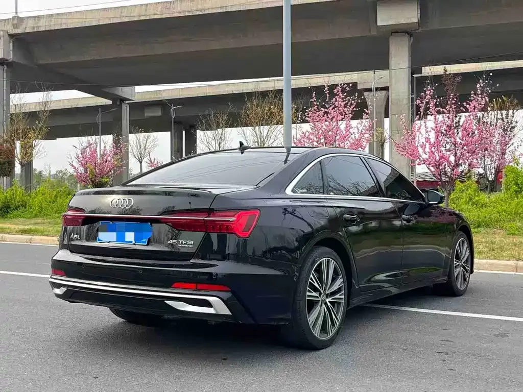 Audi A6L — фото 4