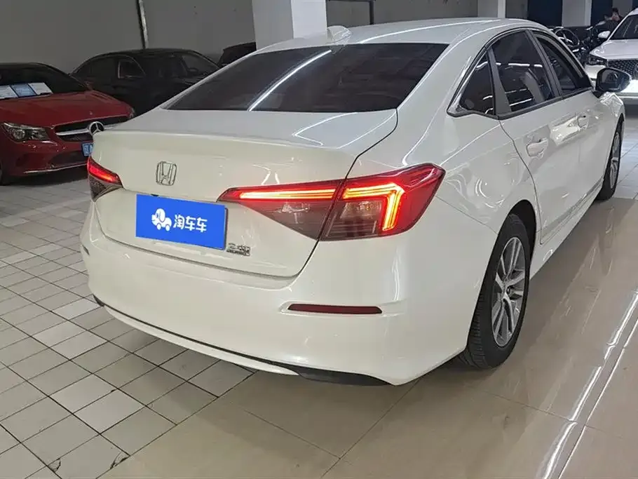 Honda Civic — фото 8