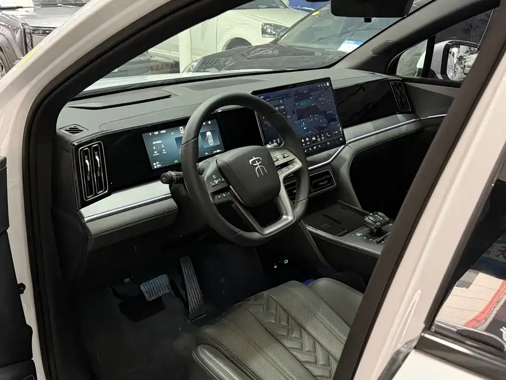 BYD L DM-i 2025 из CN, фото 6
