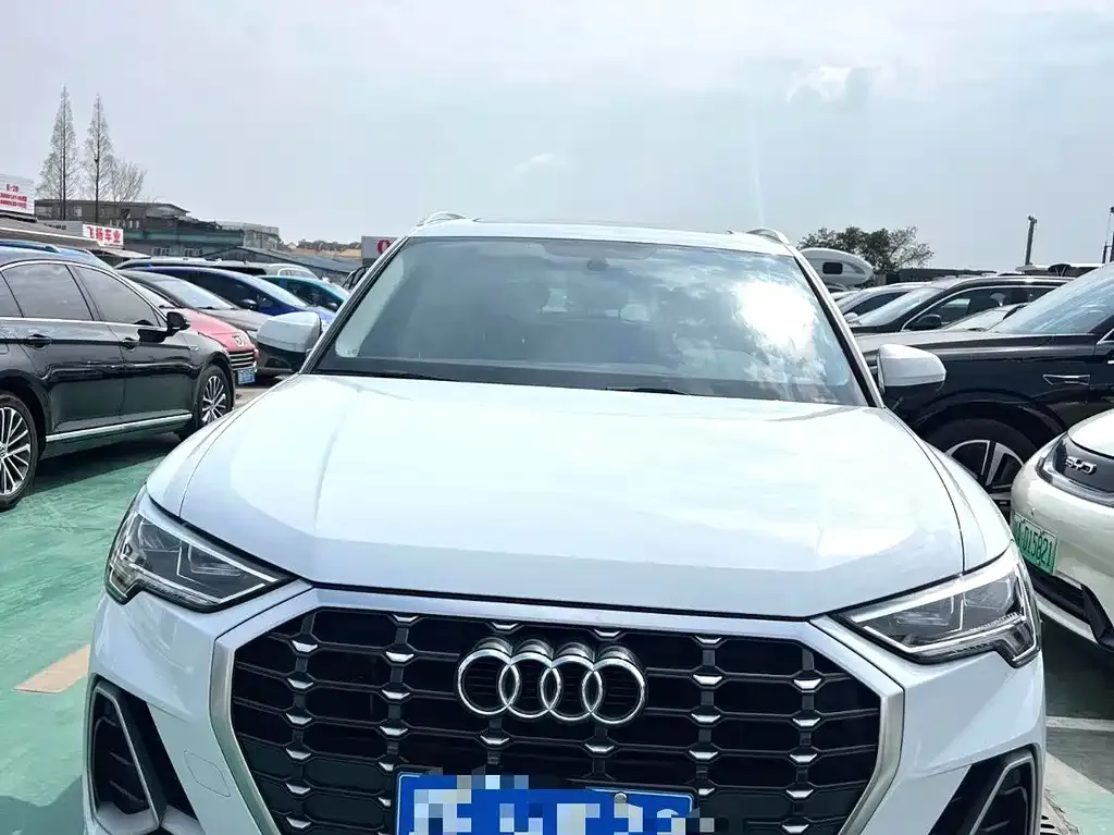 Audi Q3 2021 из CN, фото 3