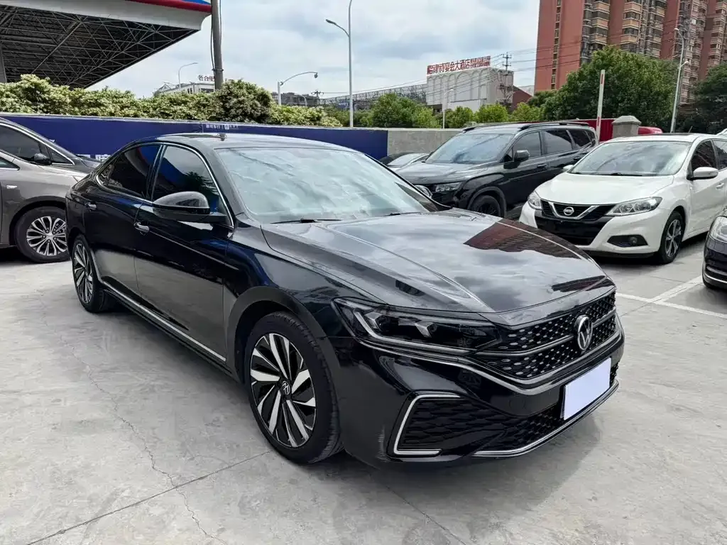 Volkswagen Passat — фото 5