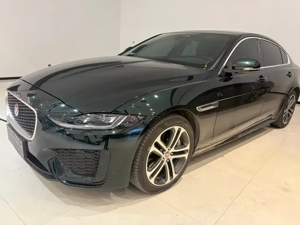Jaguar XEL — фото 1