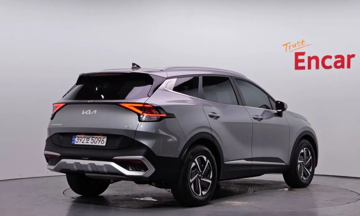 Kia Sportage — фото 9