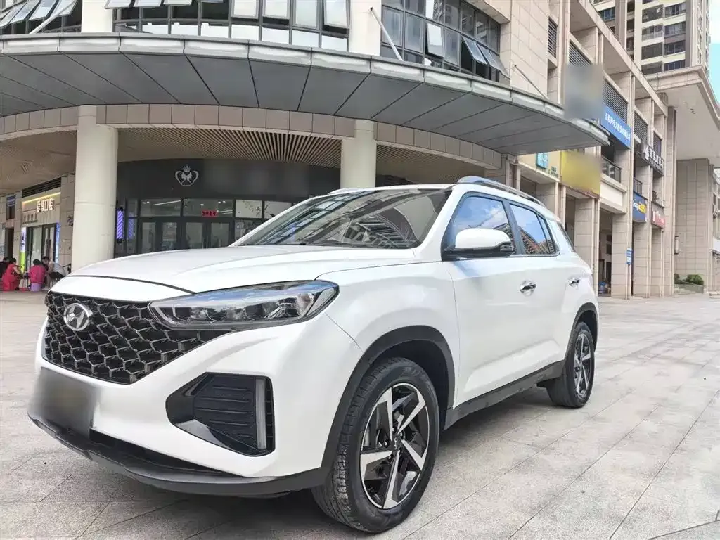 Hyundai ix35 — фото 1