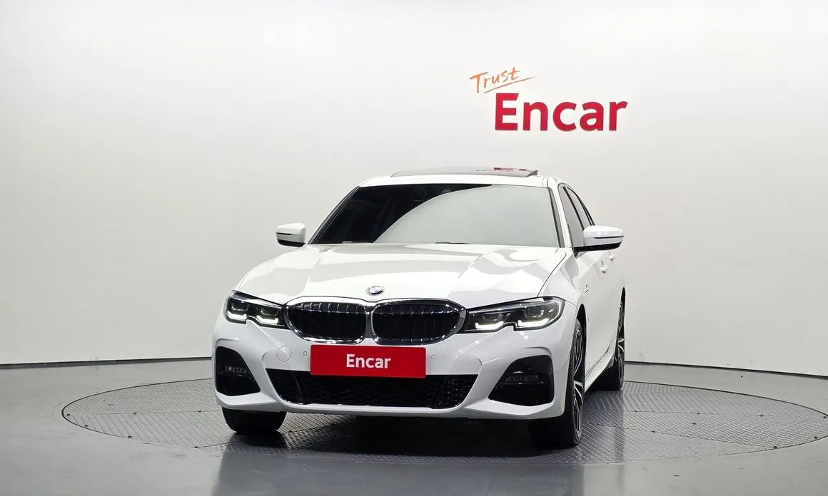 BMW 3-Series 2021 из KR, фото 5