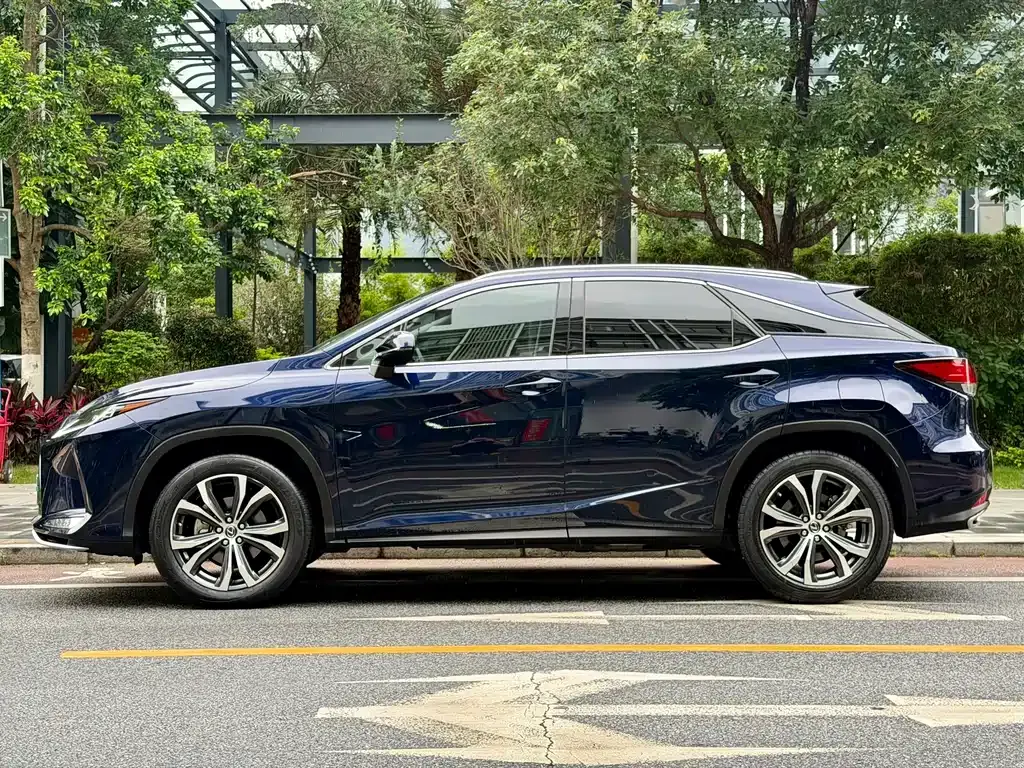 Lexus RX — фото 7
