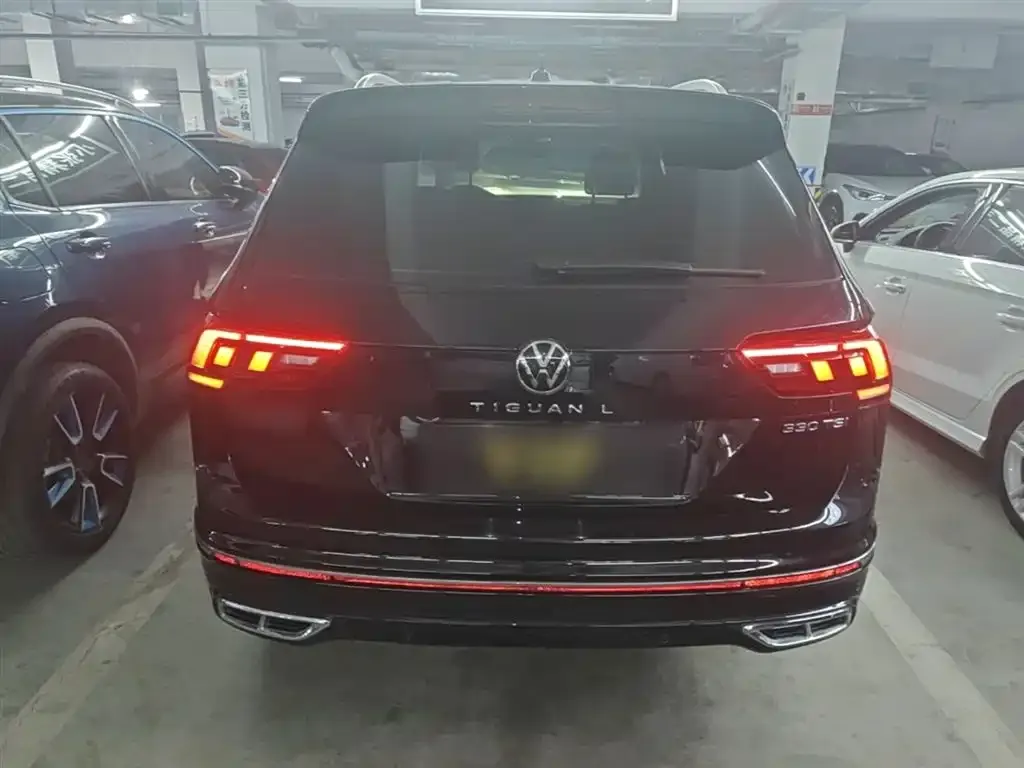Volkswagen Tiguan L — фото 4