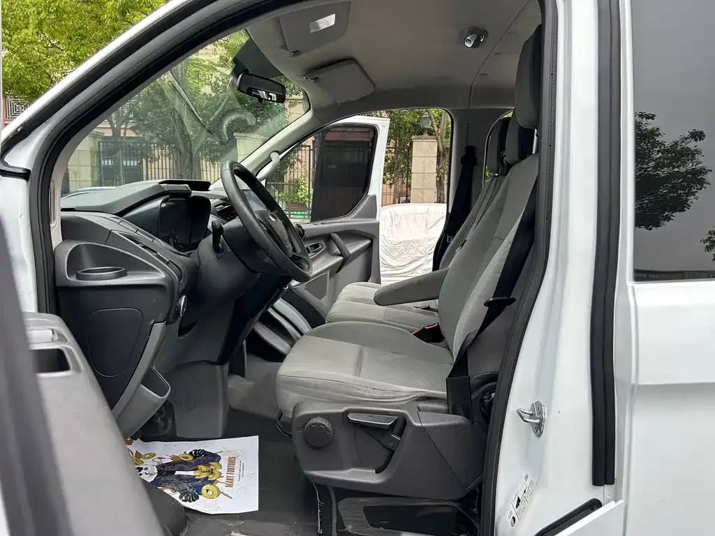 Ford Transit 2021 из CN, фото 6